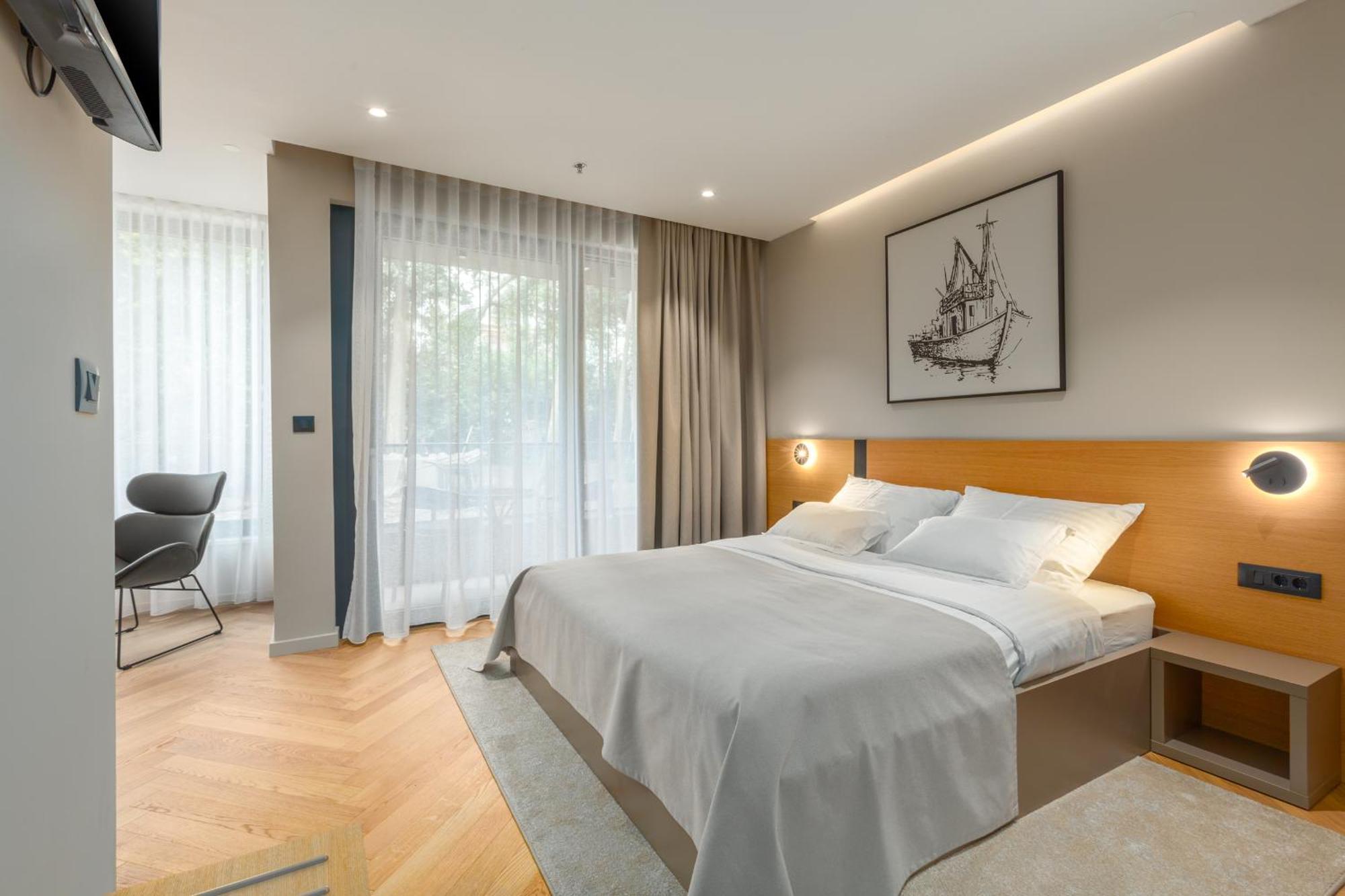 Hotel Squero Ровинь Экстерьер фото