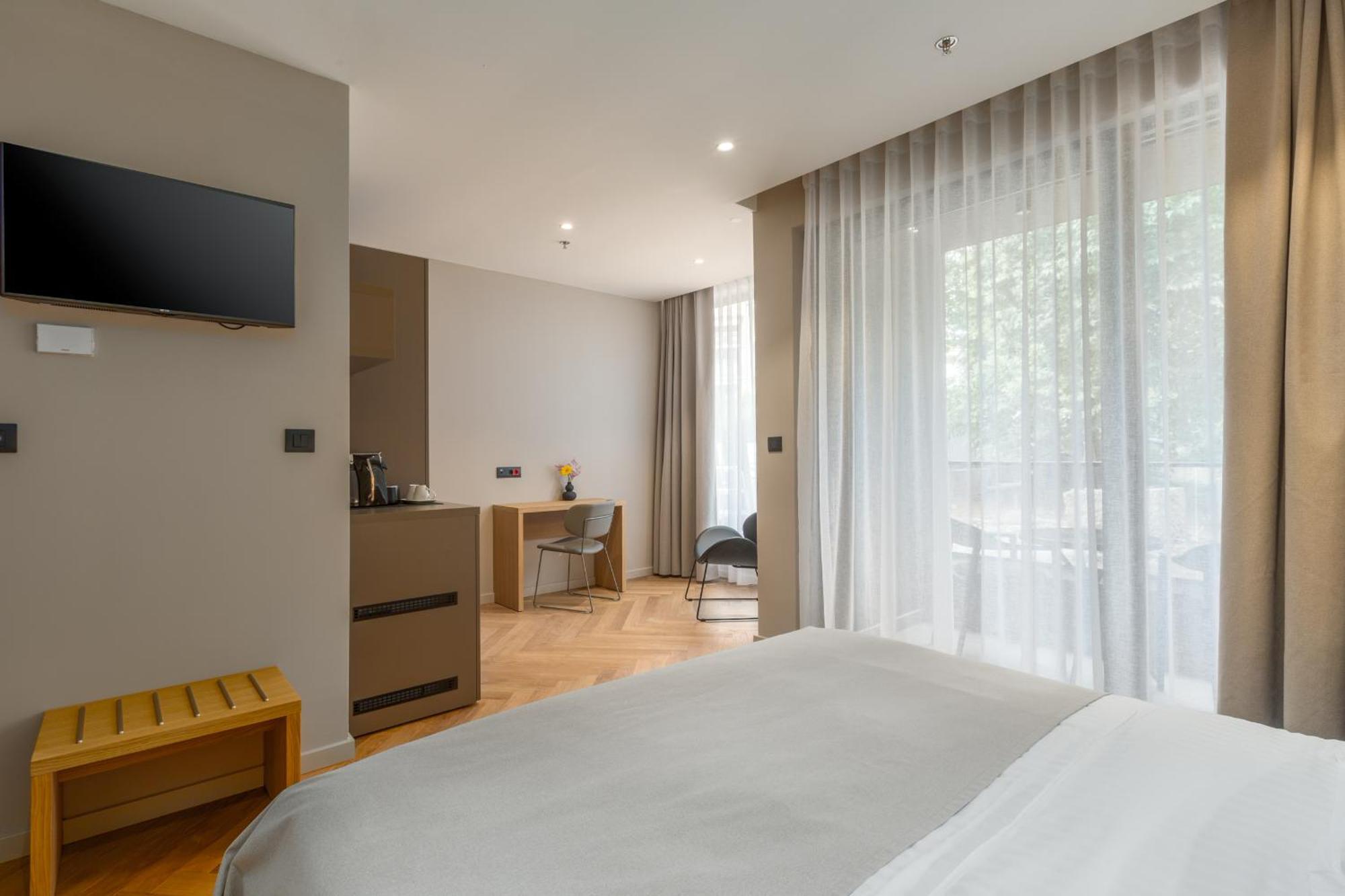 Hotel Squero Ровинь Экстерьер фото