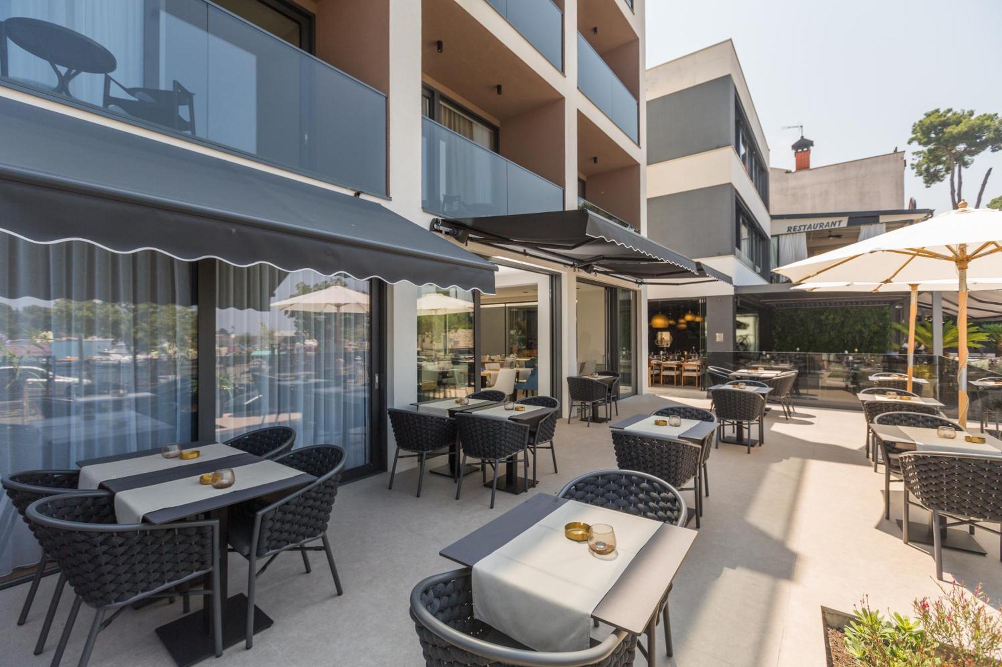 Hotel Squero Ровинь Экстерьер фото